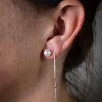 Pearl studs