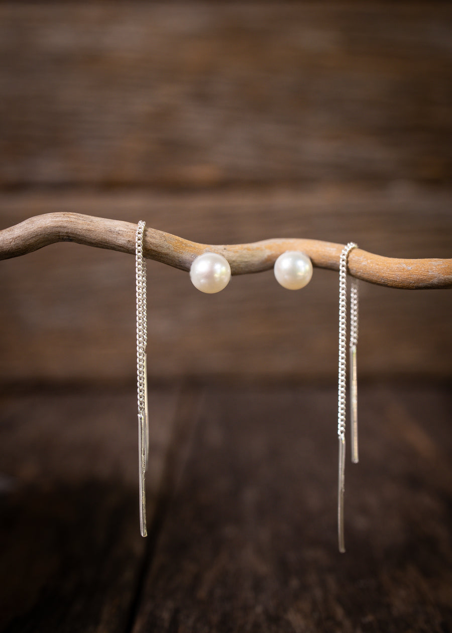 Pearl studs