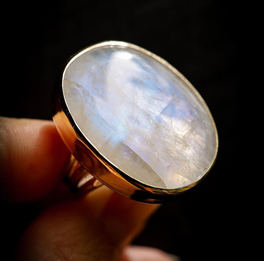 Large oval Rainbow Moonstone