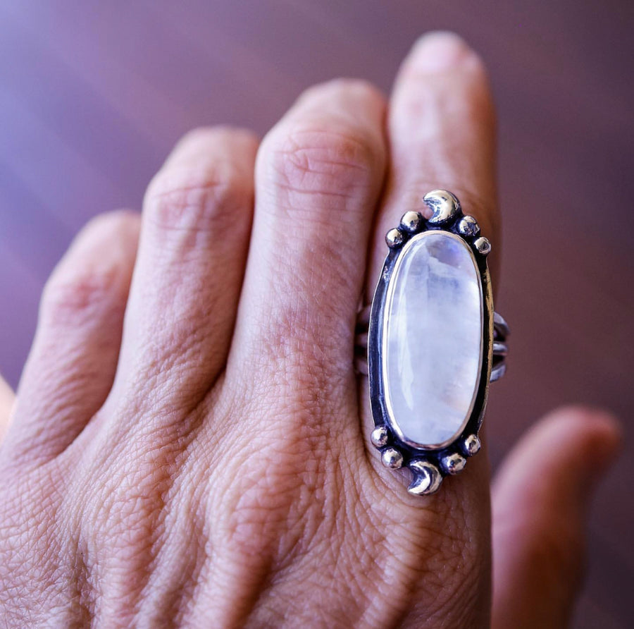 Large oval Rainbow Moonstone